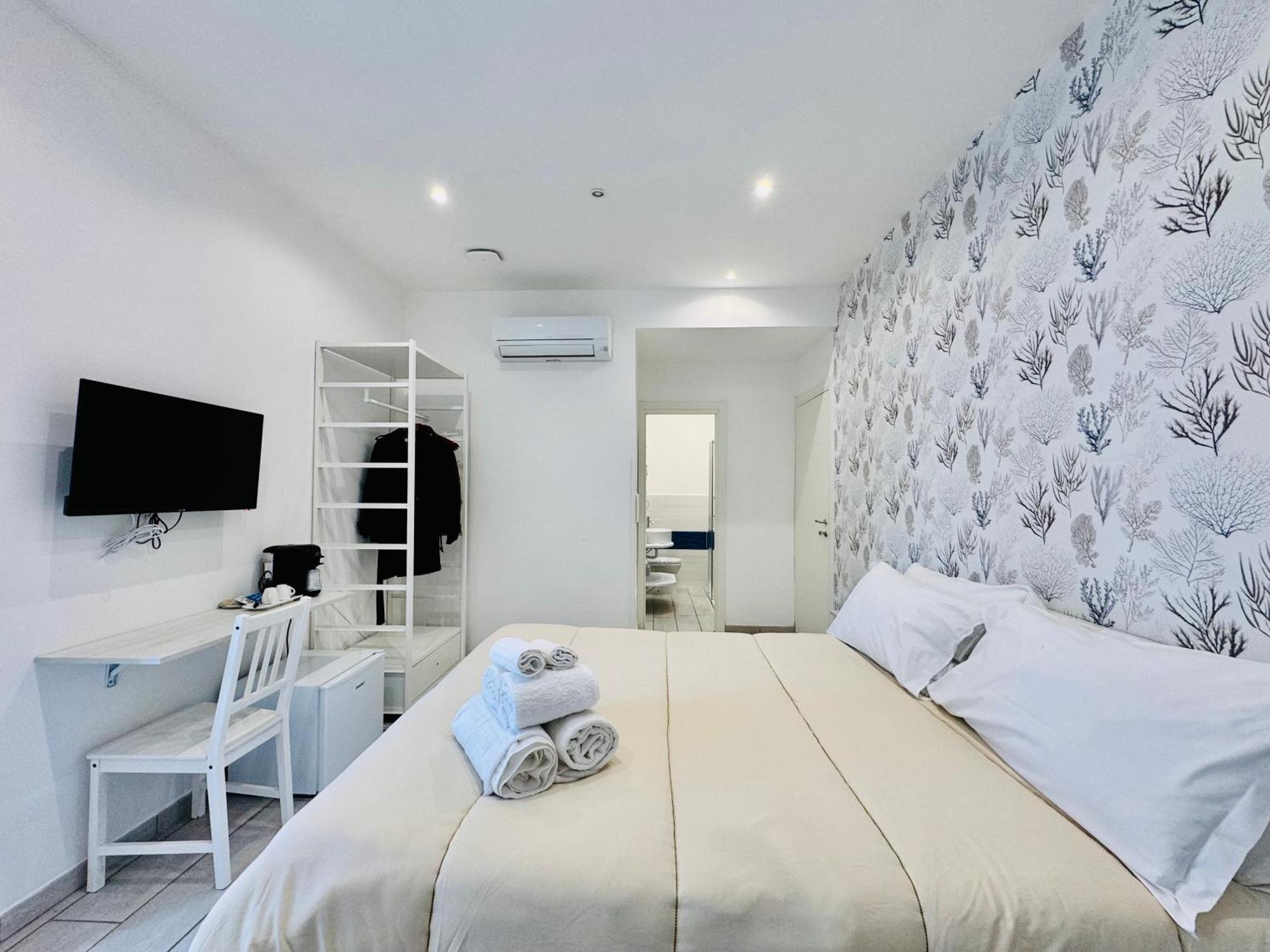 Yourhome - Blue Marina Rooms Sorrento Buitenkant foto